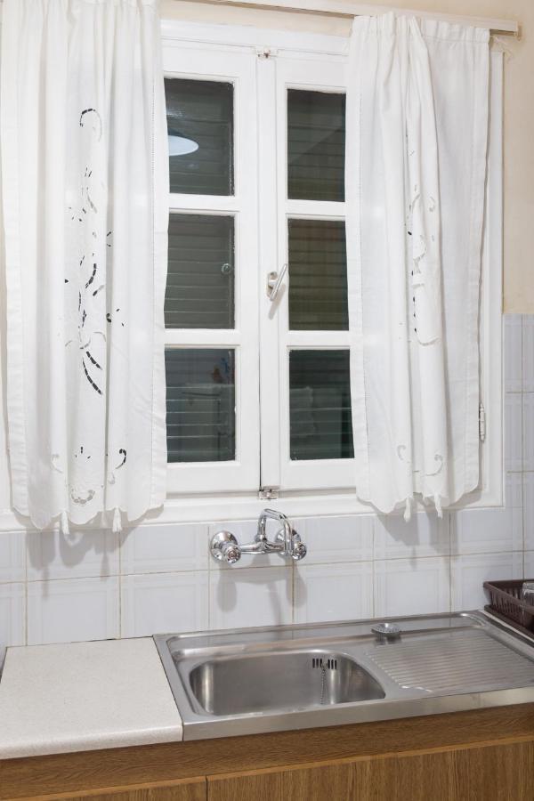 Marinas Apartment Athene Buitenkant foto